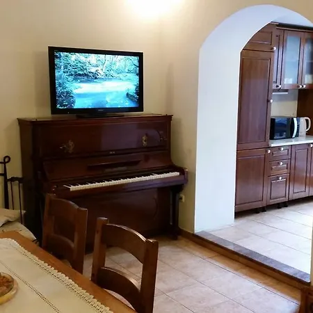 Simona Apartamento *